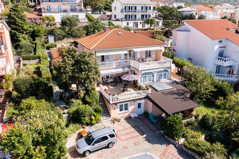 Apartmaji Dino i Toni