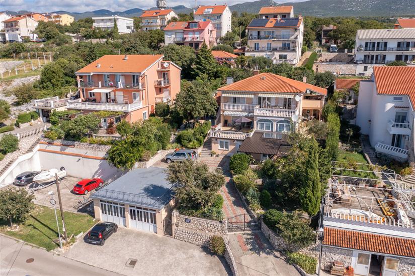 Apartmaji Dino i Toni