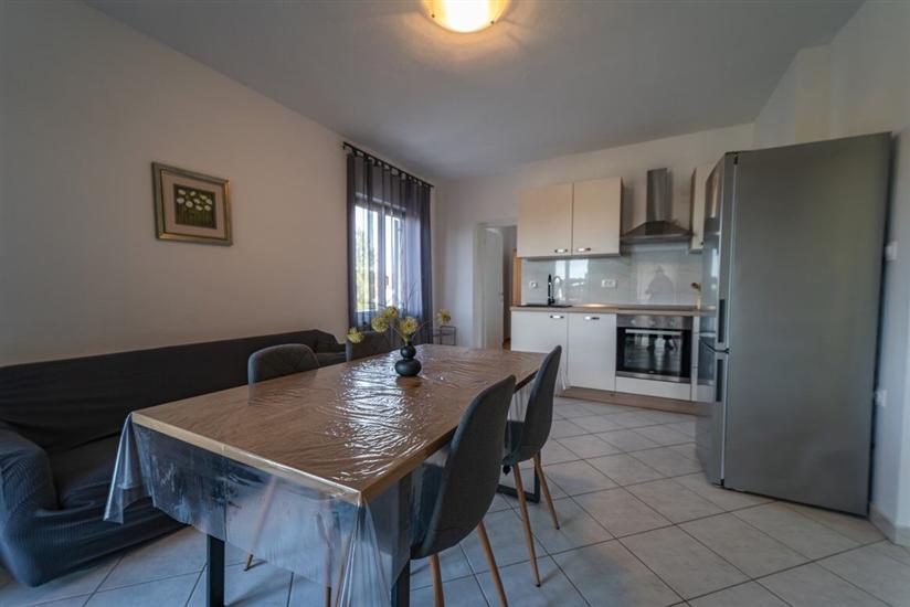 Apartment A2, for 6 persons