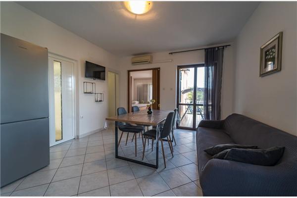 Apartment A2, for 6 persons