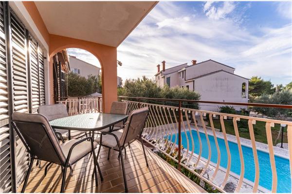 Apartment A2, for 6 persons