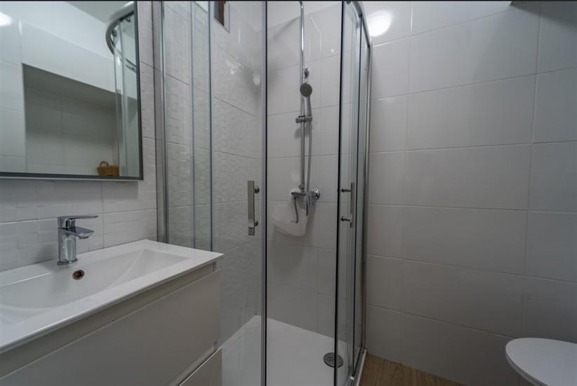 Apartment A2, for 6 persons