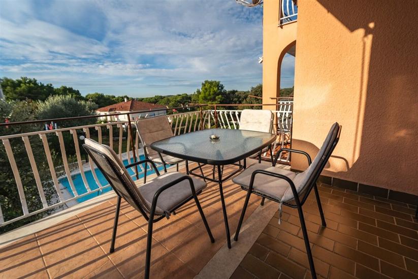 Apartment A3, for 6 persons