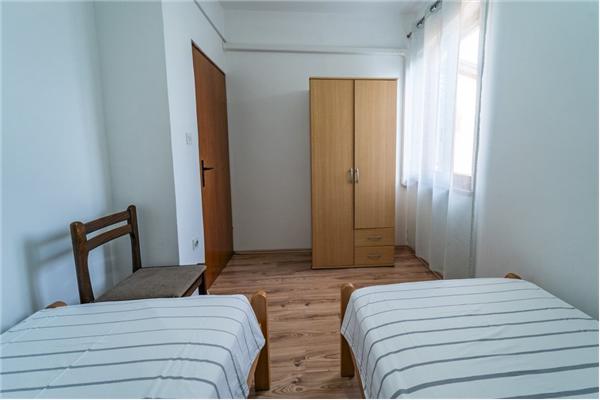 Apartment A4, for 8 persons