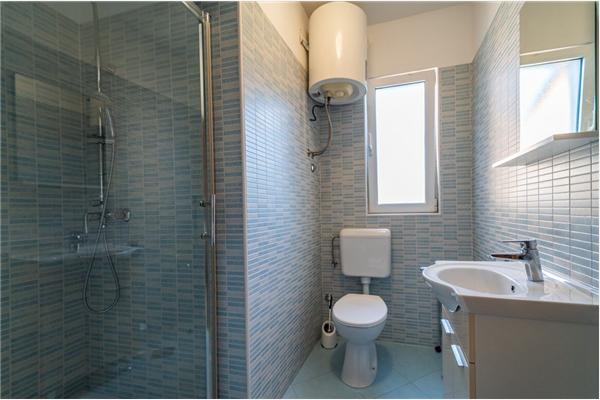 Apartment A4, for 8 persons