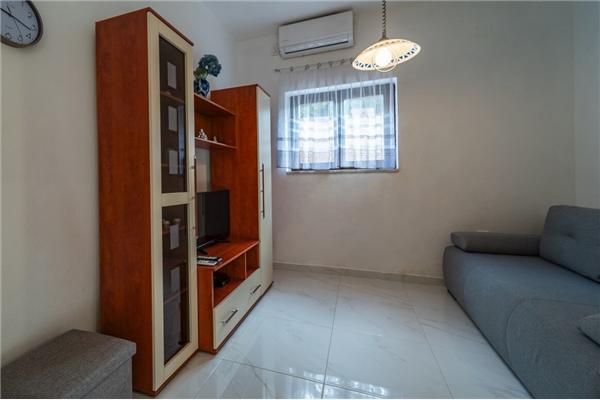 Apartment A5, for 4 persons