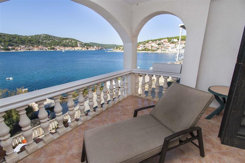 Apartment A7, for 4 persons