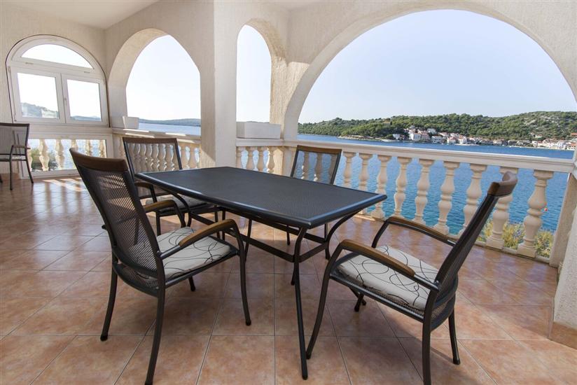 Apartment A7, for 4 persons