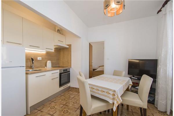 Apartment A7, for 4 persons