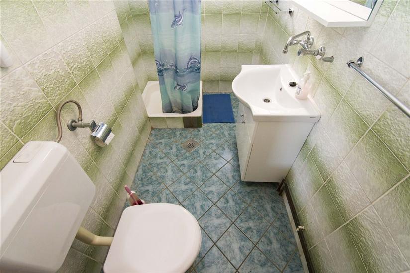 Apartment A7, for 4 persons