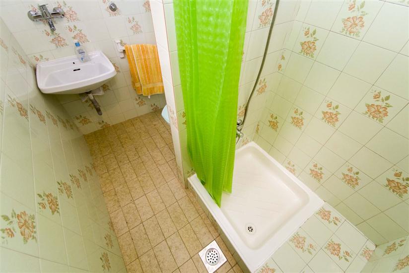 Room S3, for 2 persons