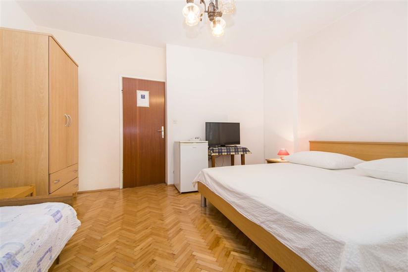 Room S5, for 2 persons