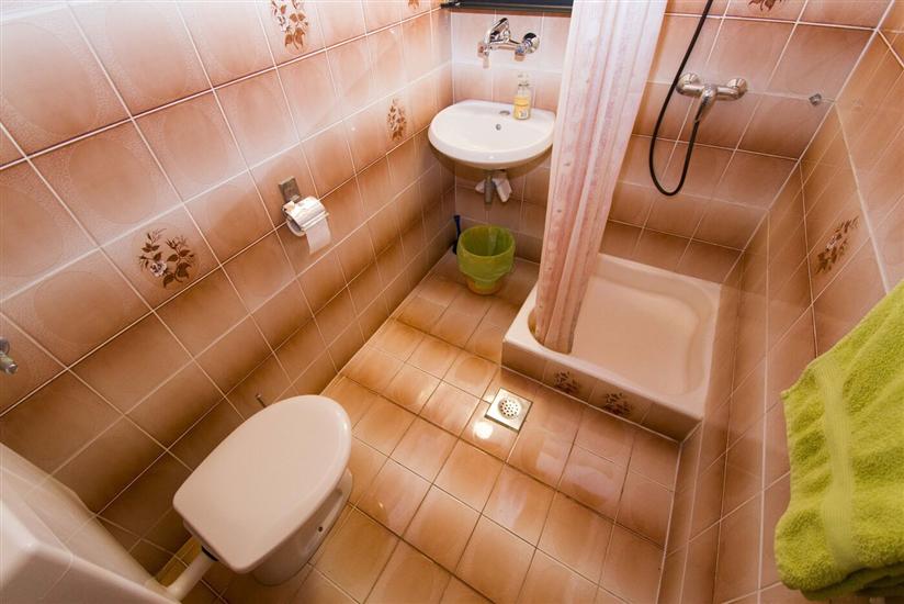 Room S5, for 2 persons