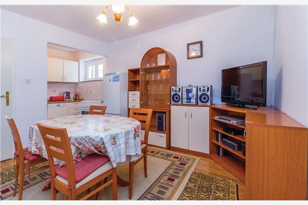 Apartment A2, for 4 persons