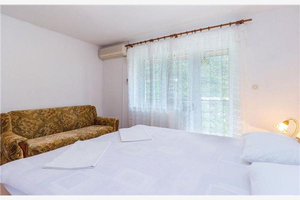 Apartment A2, for 4 persons