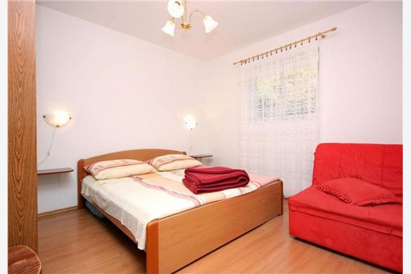 Apartment A1, for 8 persons