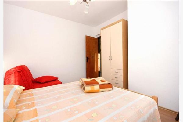 Apartment A1, for 8 persons