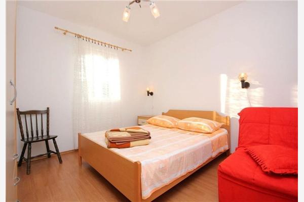 Apartment A1, for 8 persons