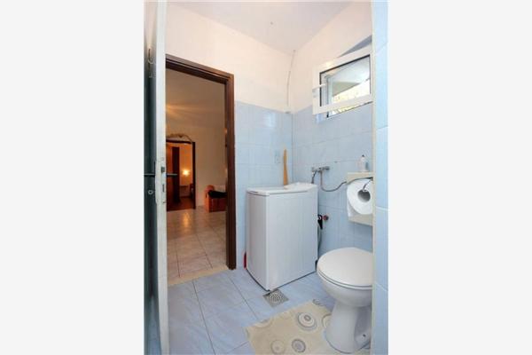 Apartment A1, for 8 persons