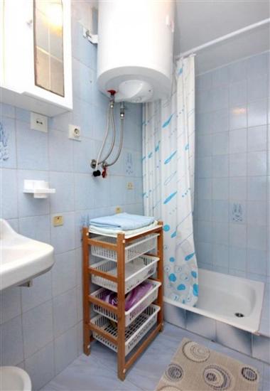 Apartment A1, for 8 persons