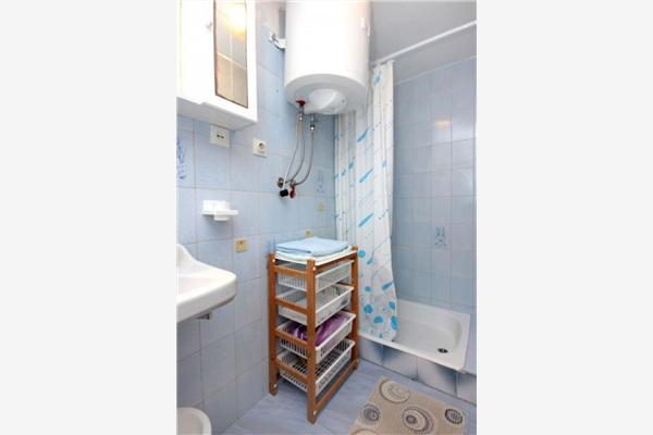 Apartment A1, for 8 persons