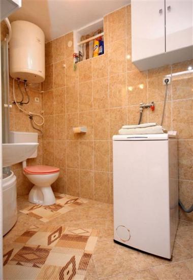 Apartment A2, for 4 persons