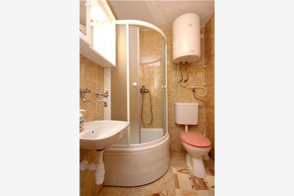 Apartment A2, for 4 persons