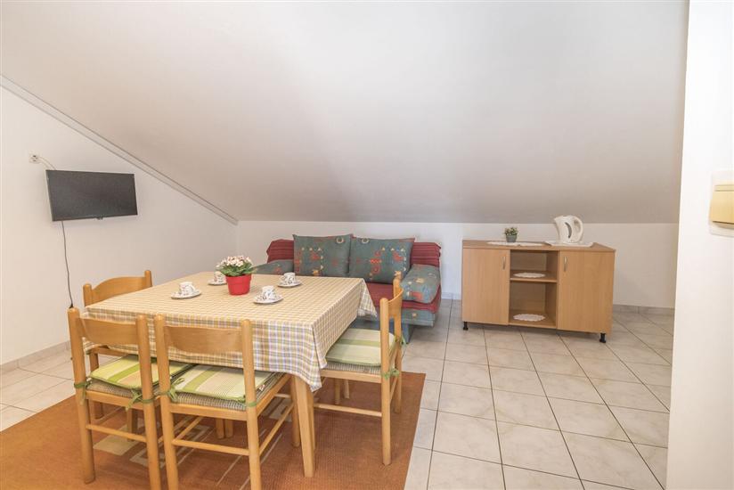 Apartment A5, for 3 persons