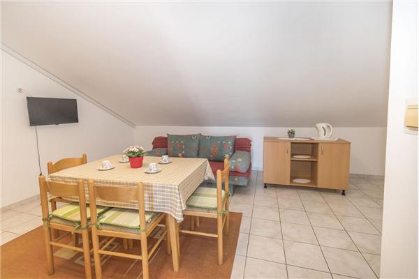 Apartment A5, for 3 persons