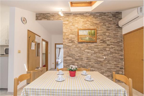 Apartment A5, for 3 persons