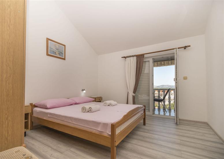 Apartment A5, for 3 persons