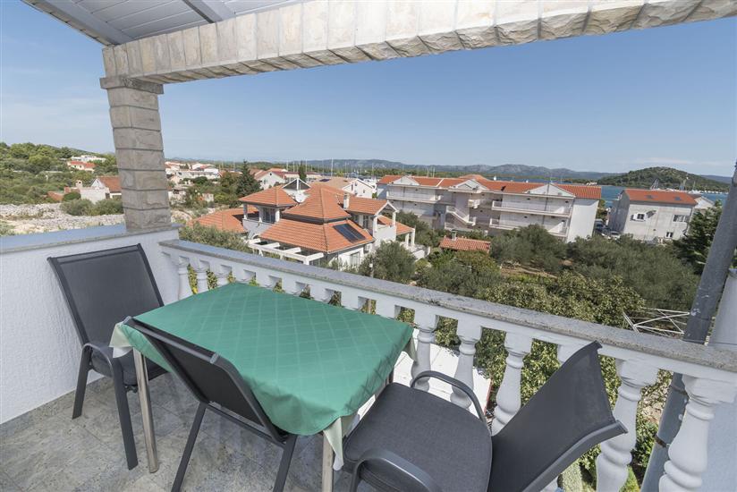 Apartment A5, for 3 persons