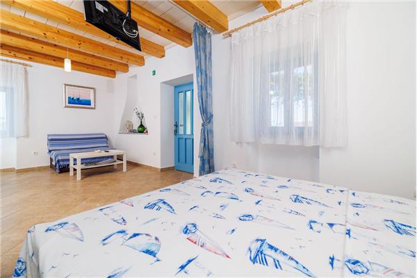 Apartment A2, for 3 persons