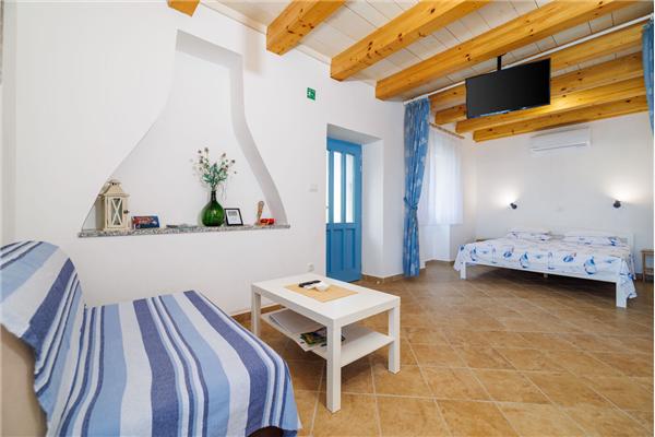 Apartment A2, for 3 persons