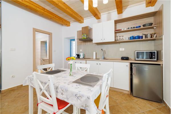 Apartment A2, for 3 persons