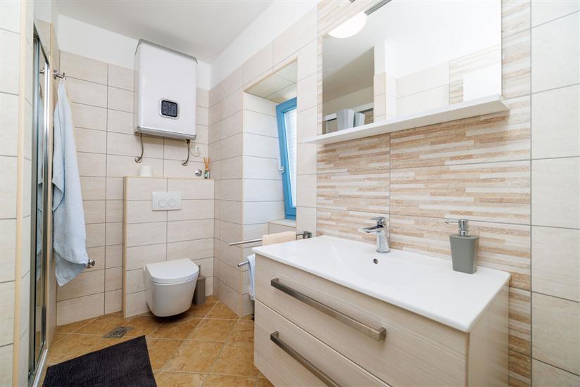Apartment A2, for 3 persons
