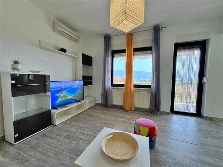 Apartment A1, for 6 persons