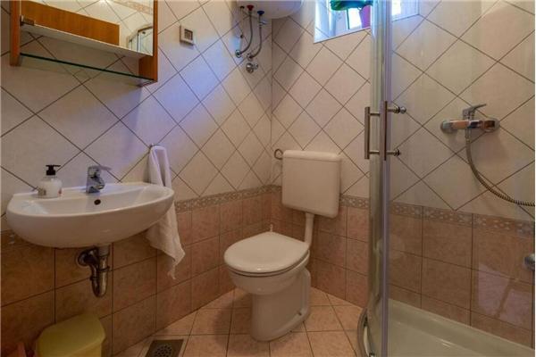 Apartment A2, for 3 persons