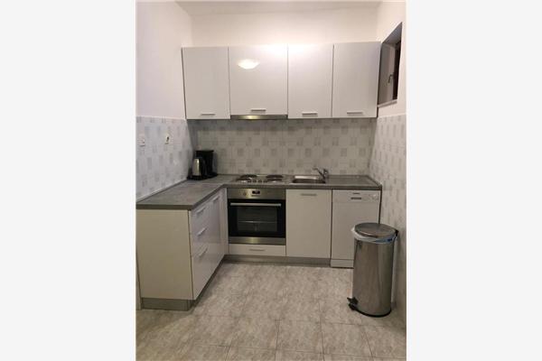 Apartment A2, for 7 persons