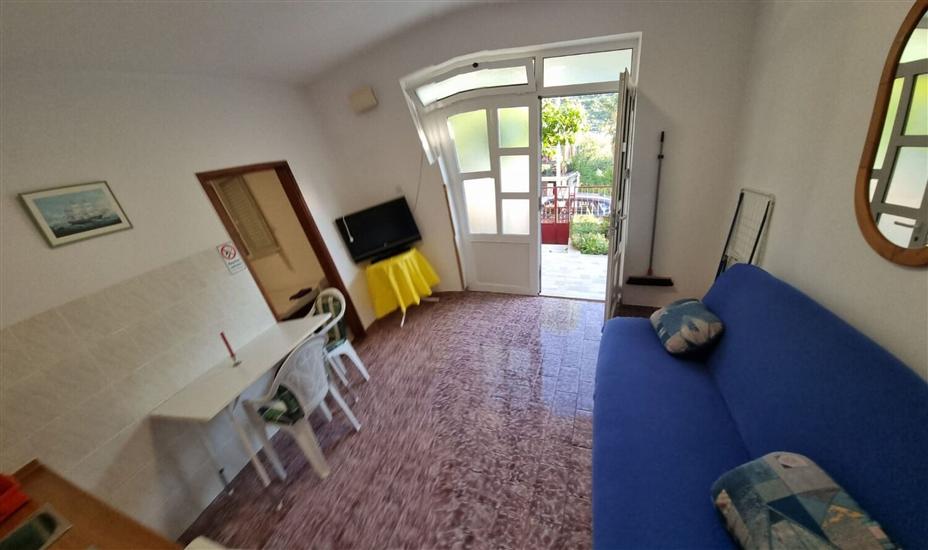 Apartment A2, for 3 persons