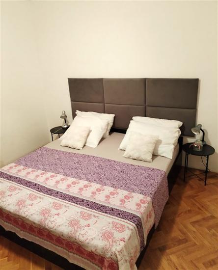 House K1, for 20 persons