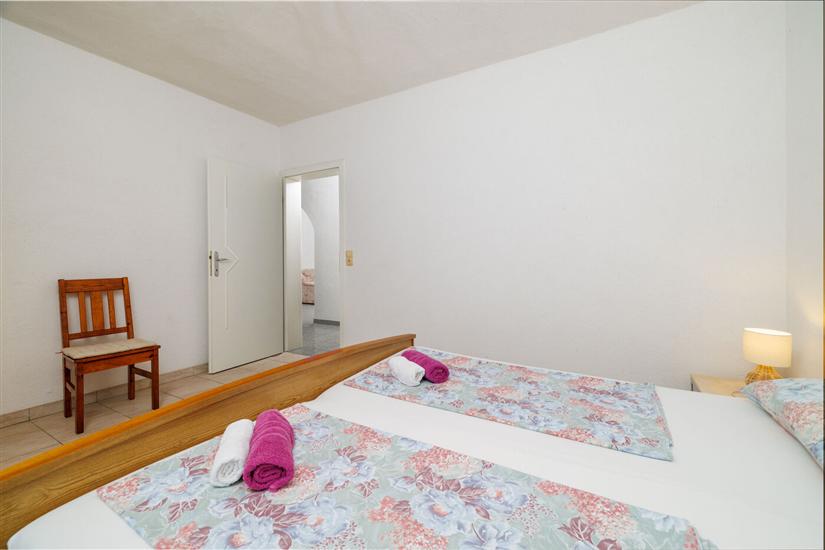 Apartment A2, for 5 persons