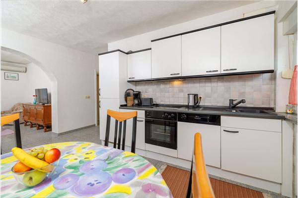 Apartment A2, for 5 persons