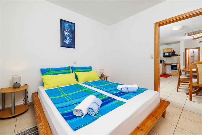 Apartment A4, for 7 persons