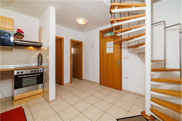 Apartment A4, for 7 persons