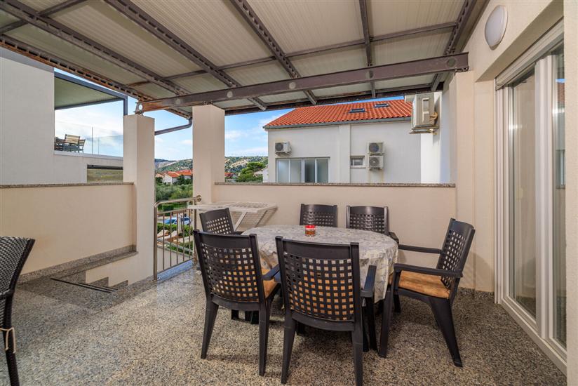 Apartment A4, for 7 persons