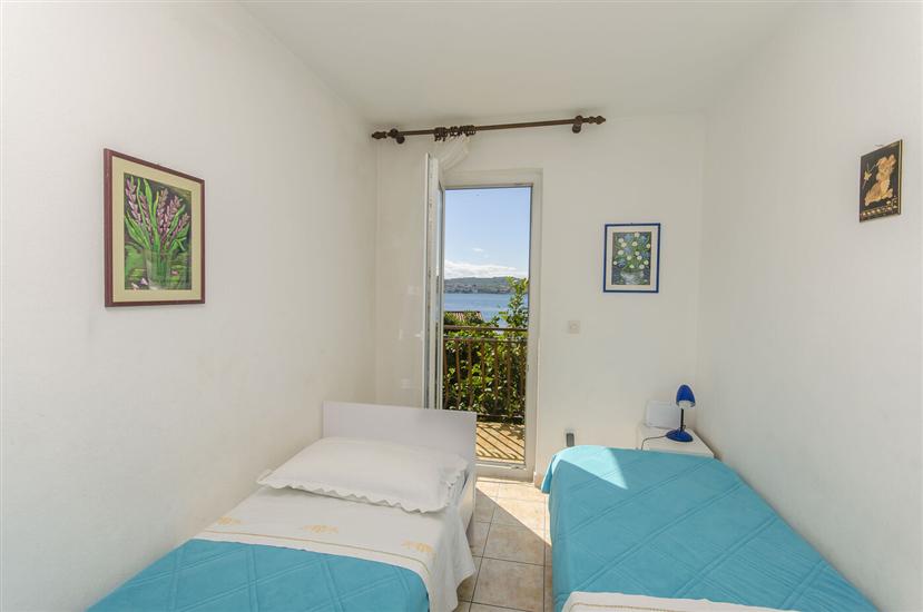 Apartment A1, for 6 persons