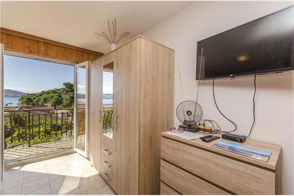 Apartment A1, for 6 persons