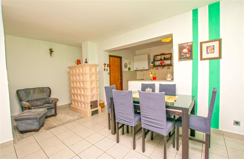 Apartment A1, for 5 persons