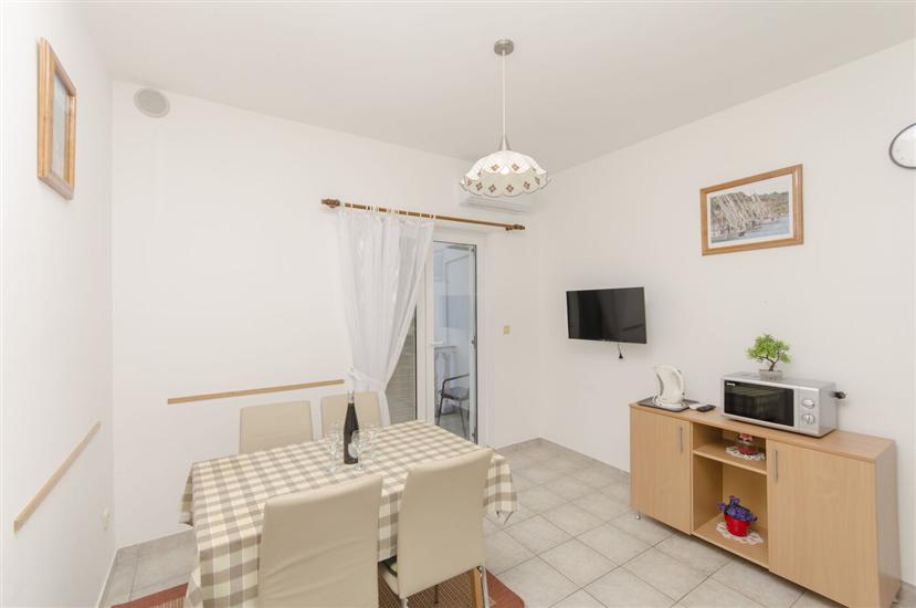 Apartment A1, for 4 persons